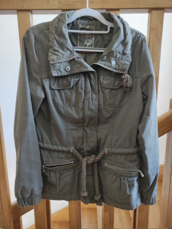 Veste kakie mim intersaison