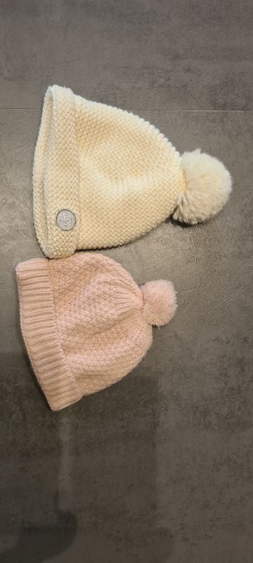 Bonnets x2