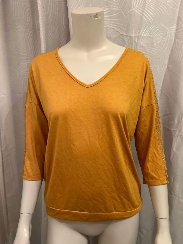 T-shirt jaune moutarde dentelle manches 3/4 S 36