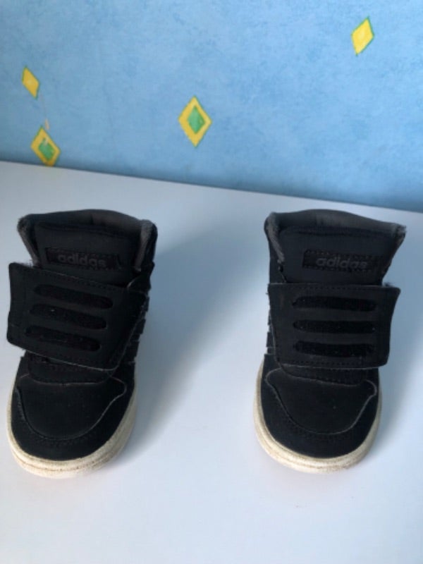 Chaussures Adidas