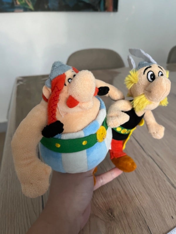Lot de 2 peluches Astérix et Obélix