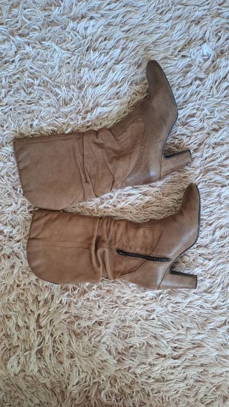 Bottes en cuir marron taille 38