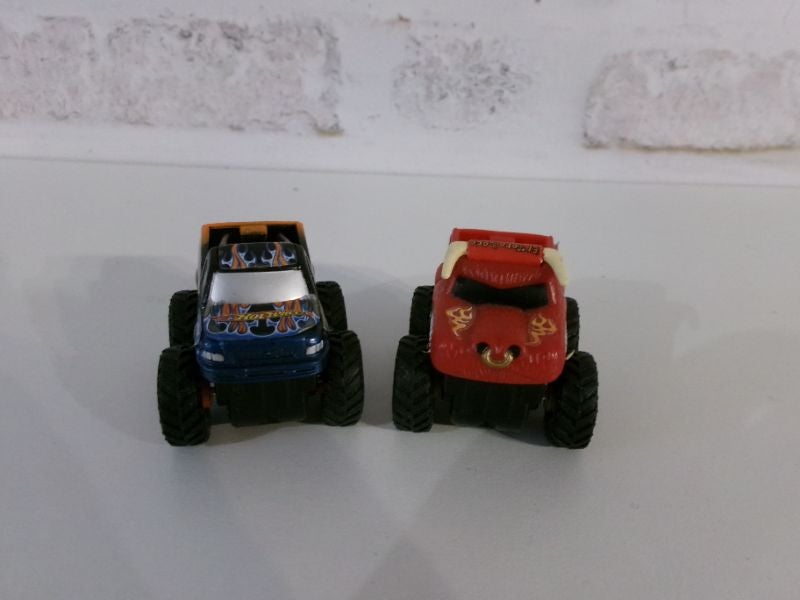 Petits Monster trucks - El toro loco - Monster jam