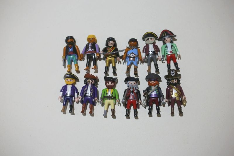 Lot de 12 pirates Playmobil