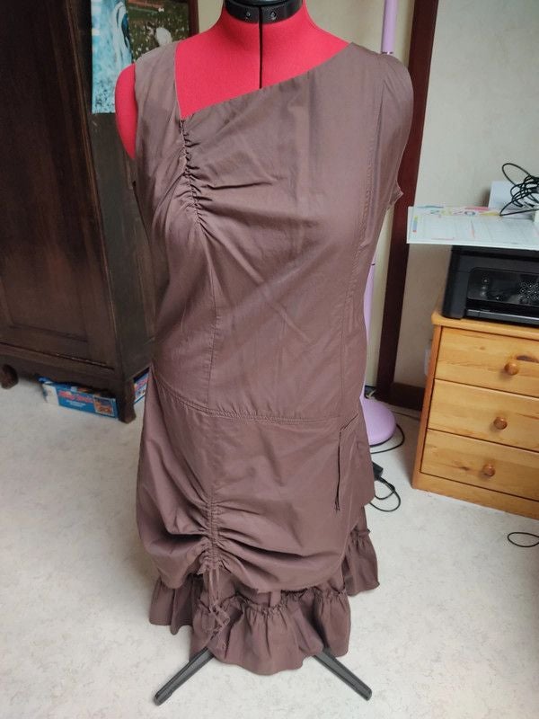 Robe T46 marron LAS