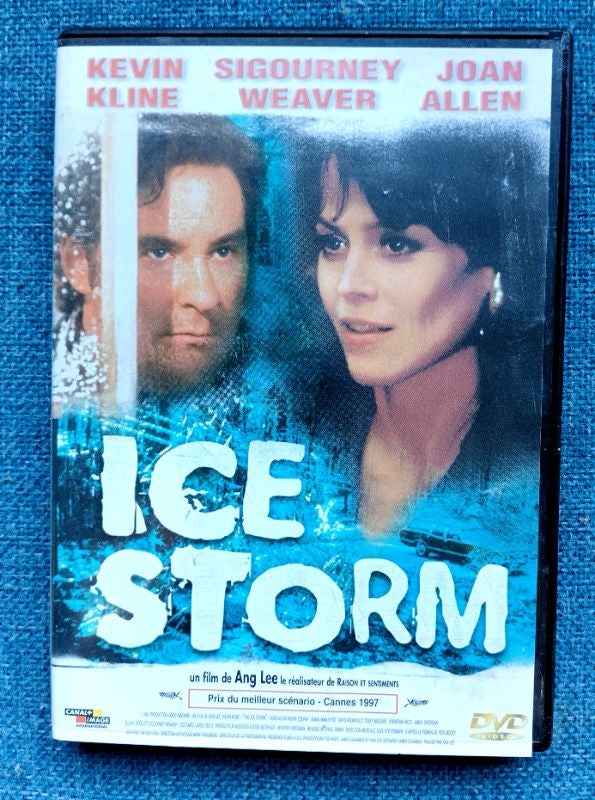 DVD " ICE storm", avec Sigourney weaver