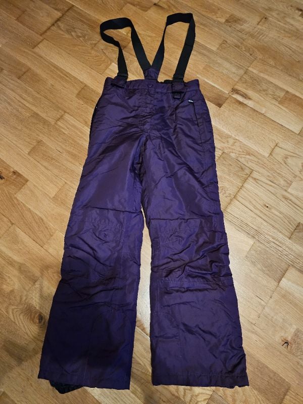 Pantalon pour le sport d hiver taille 8/10 ans