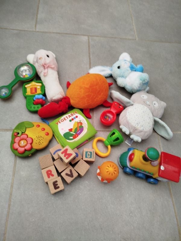 Lot de jouet 1er age