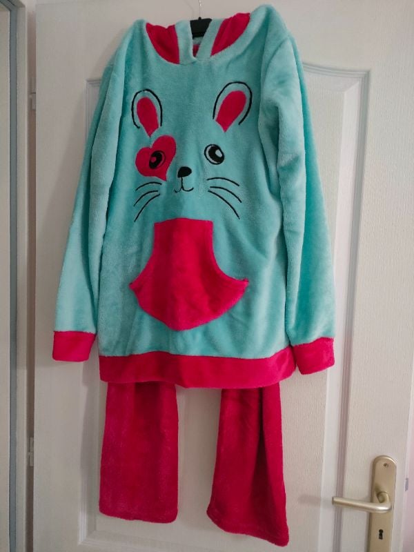 Pyjama taille M en très bon état