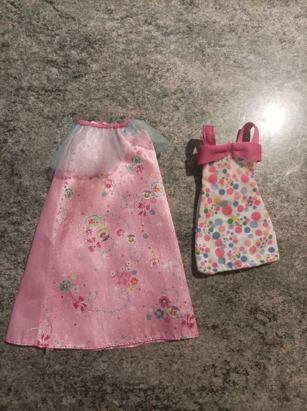 Lot habit barbie
