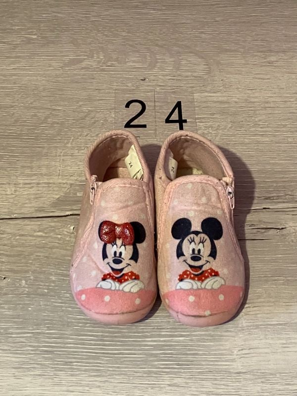 Chaussons fille Taille 24
