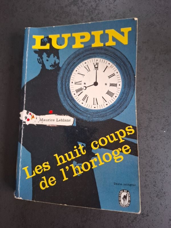 Roman policier Lupin Les huits coups de l'horloge de Maurice Leblanc en bon état