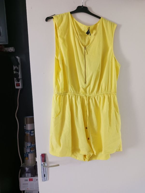 Combishort jaune atmosphère taille 48