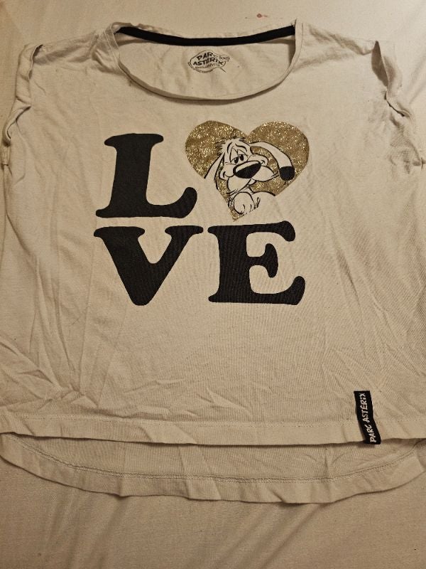 Tee shirt