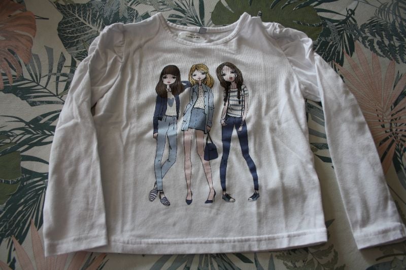 Tshirt manches longues en blanc à motifs en 4 ans