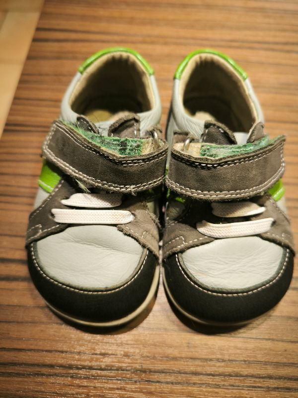 chaussures T 20