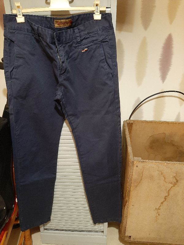 pantalon neuf sans étiquette pour femmes taille 42