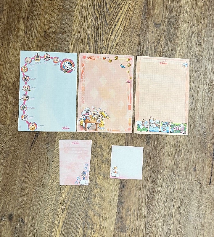 Lot feuilles de collection Diddl