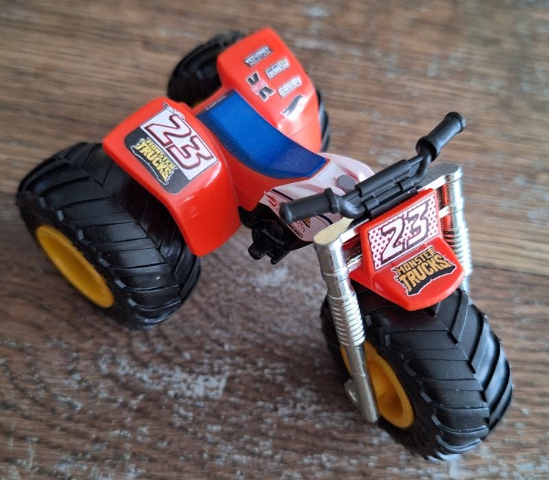 Monster Truck à 3 roues
