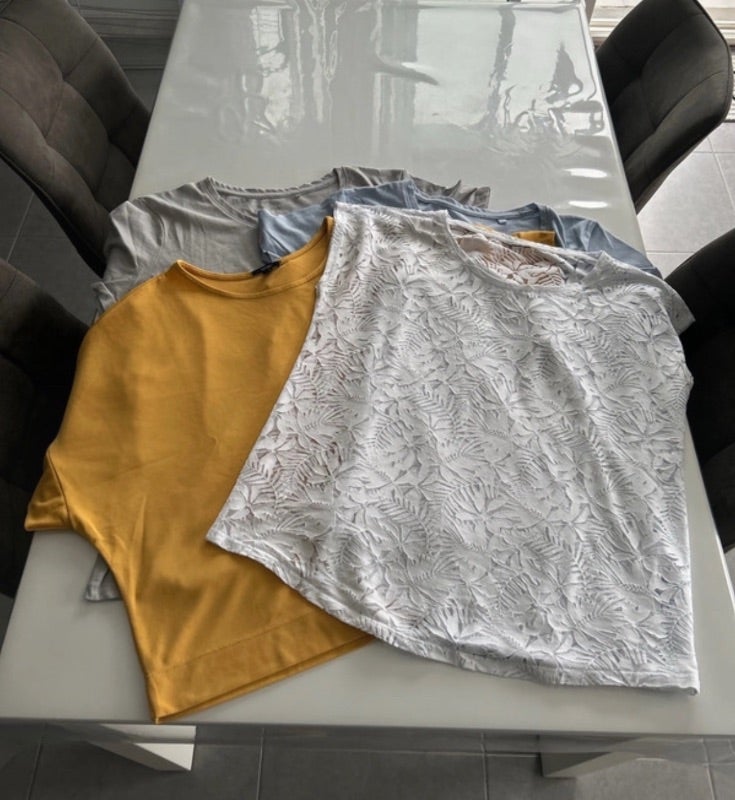 Lot 4 tee-shirts