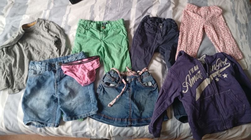 Lot vêtements fille 3 ans
