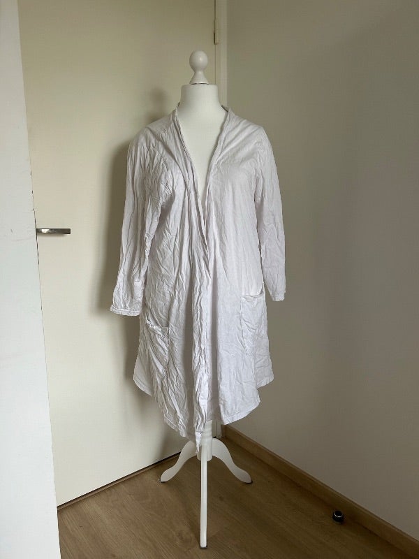 Veste longue blanche