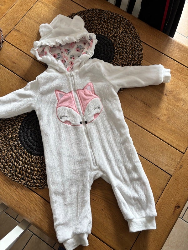 Combinaison état neuf bébé