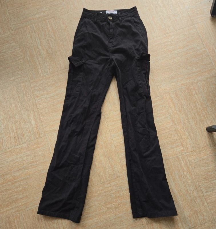 Pantalon jennyfer 32 taille petit