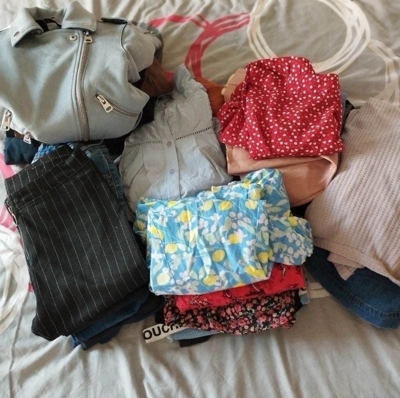 Lot de vêtements grande fille ou femme taille XS
