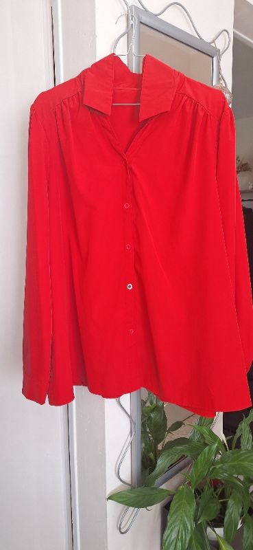 Chemise rouge