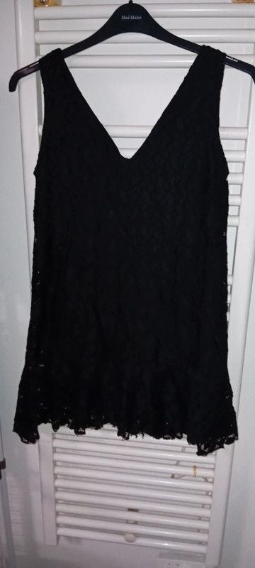 robe noir à dentelle