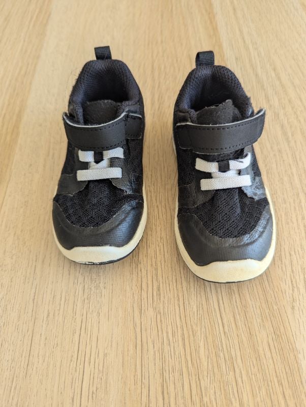 Baskets pointure 21