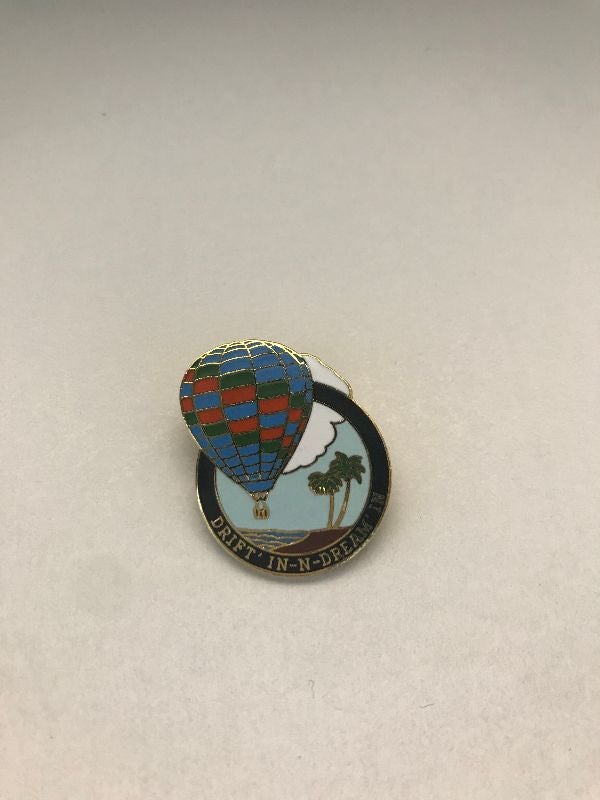 Broche montgolfière et palmier