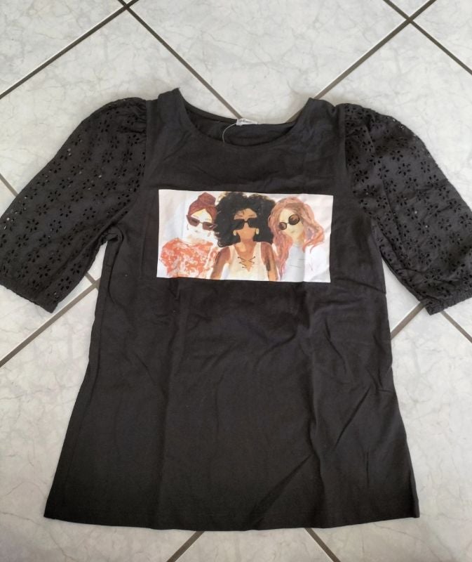 Tee shirt