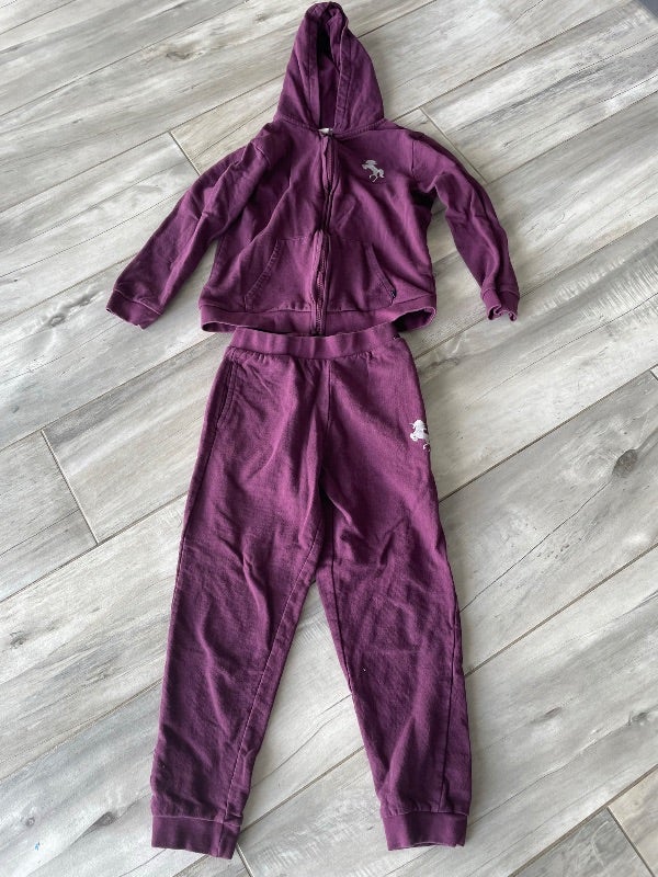 Bel ensemble veste et pantalon de sport fille T 10 ans Lili Marelle