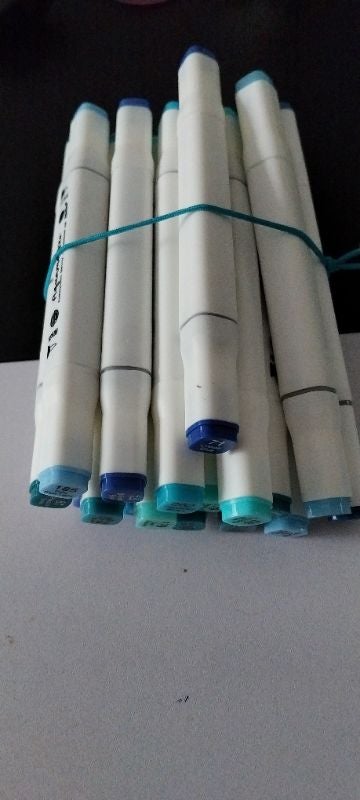 Lot aquamarker