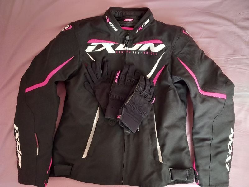 Blouson, gants, sous-gants (moto)