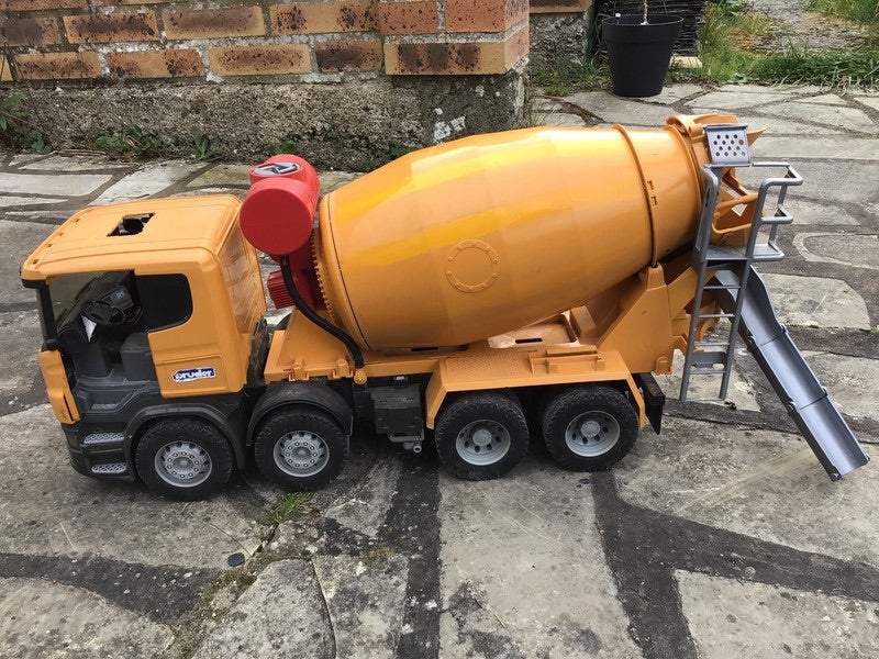 Camion toupie Bruder