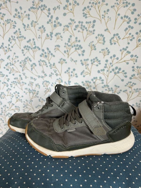Basket Decathlon imperméables 33