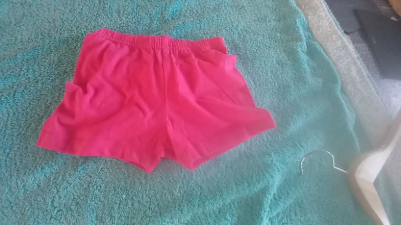 short 3 ans