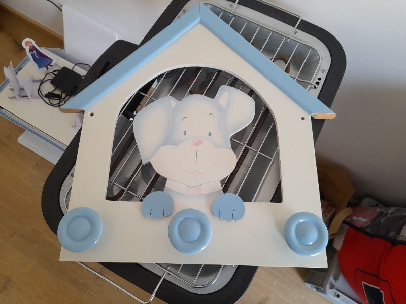 Porte manteau chambre bébé