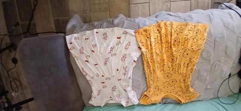 2 robes winnie petite fille