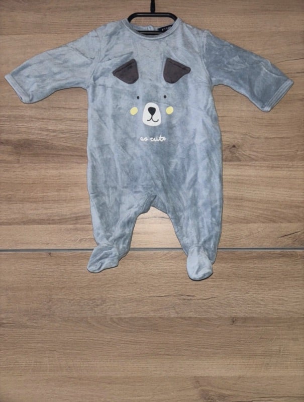 Pyjama - kiabi - 1 mois