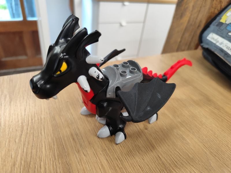 Lego dragon