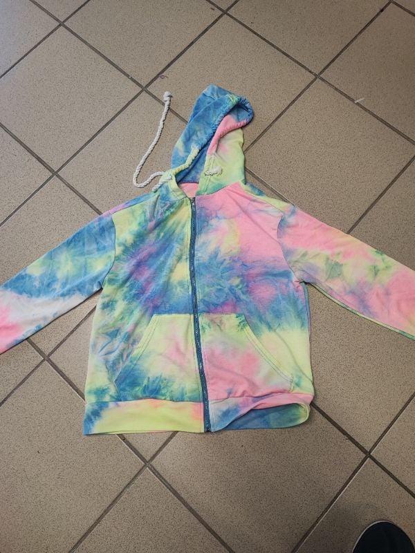 Veste zippé a capuche