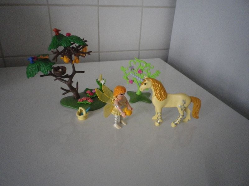 FEE ET LICORNE