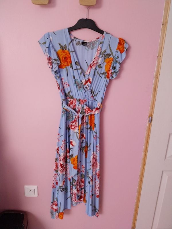 Robe mi-longue