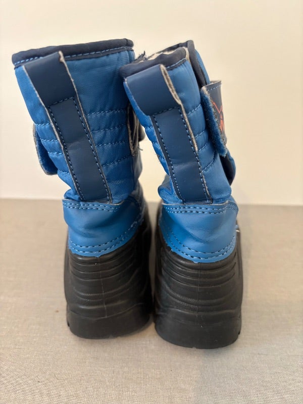 Bottes de neige taille 28-29
