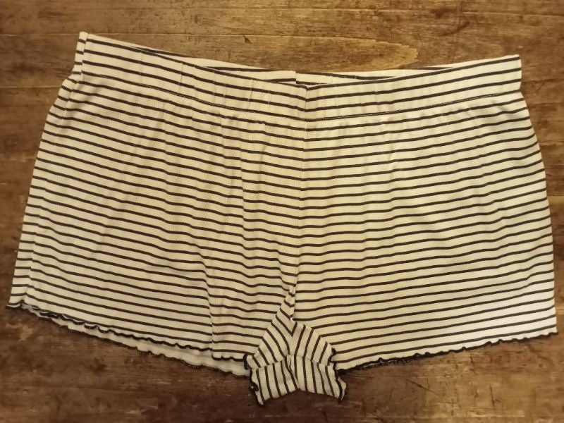 Short Marin
