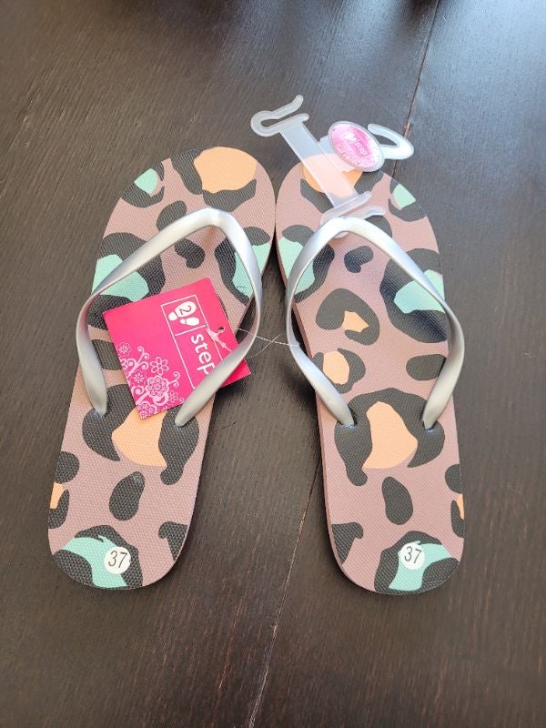Tongs taille 37